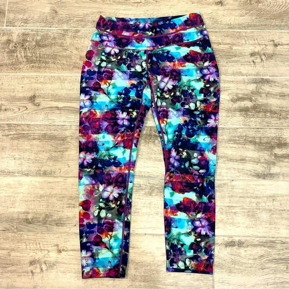 Athleta Floral Fade Sonar Capri Leggings Women’s XS Multi Zip Pocket Cropped